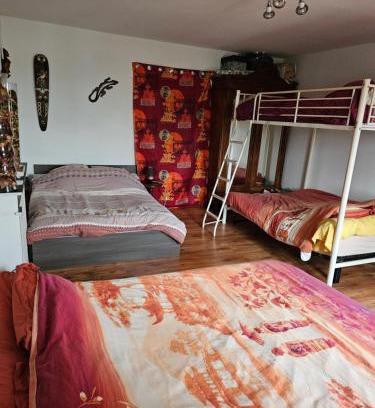 Mars-sur-Allier Casa | LA MEUTE