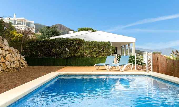 Port de la Selva Apartamento | LA MORA II - 4 - Gran apartamento con jardín. vistas la mar y piscina privada.