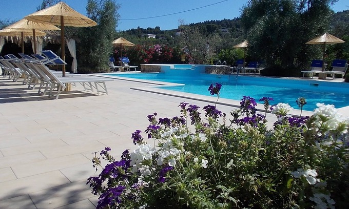 Peschici Apartamento | Casas de vacaciones La Paloma con 2 piscinas en un apartamento de dos habitaciones para 4 personas