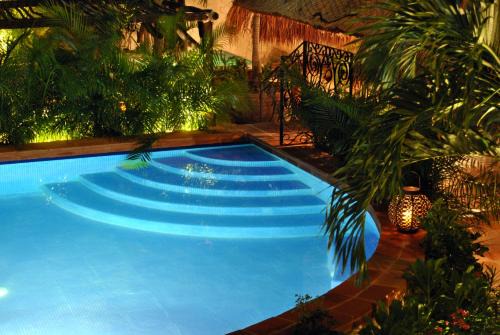 Centro de Playa del Carmen Hotel | La Pasion Colonial Hotel Boutique By Bunik