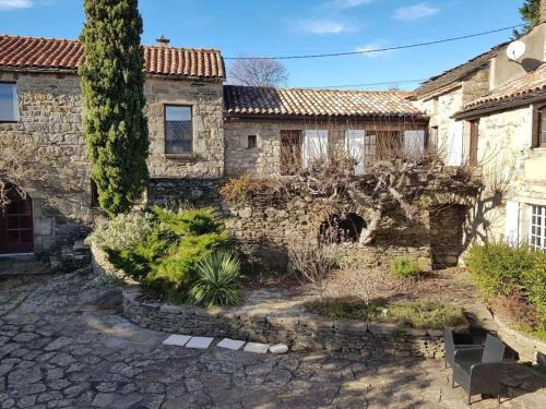 Aujac Casa | La Patouille Comfortable holiday residence