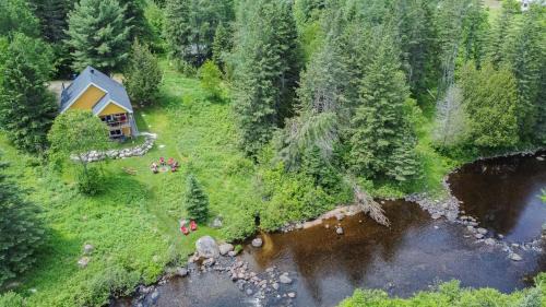 Chertsey Chalet De Esquí | La Pause - Peaceful by the river