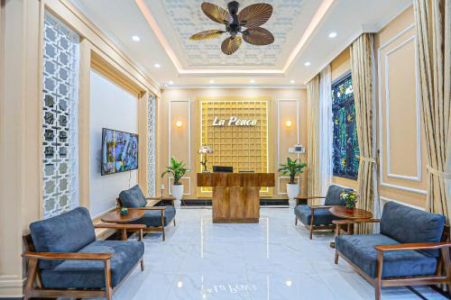Hue Casa | La Peace Home