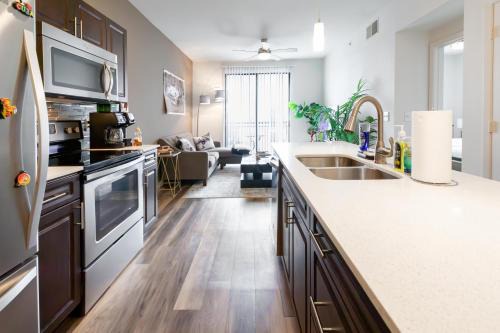North Austin Civic Association Apartamento | La Pequeña Habana en el Domain