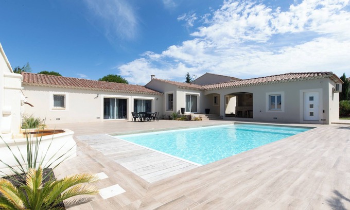 Carpentras Casa | La Perle du sud