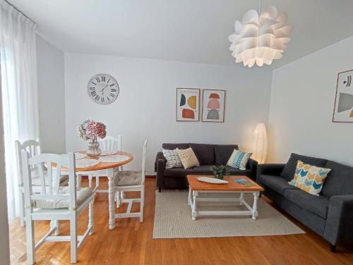 Arriondas Apartamento | La Peruyal, 30