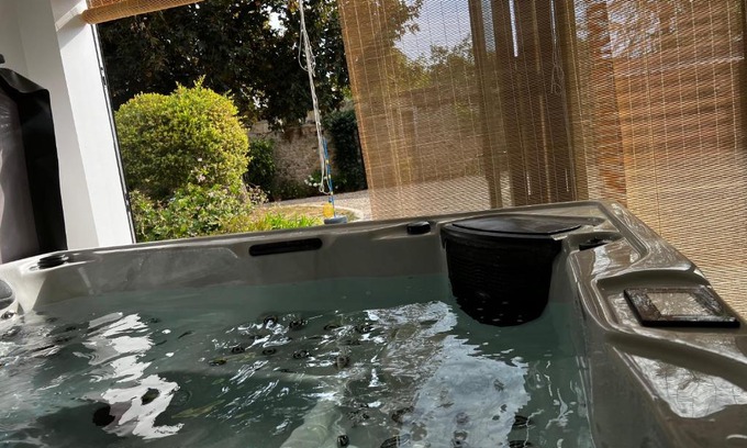 Braine Apartamento | La petite Brainoise - Gîte avec salle jacuzzi 120 jets