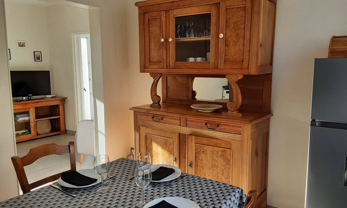 Loudun Casa | La Petite Maison de Niré Maison Indépendante Avec Terrasse et Cour Privée