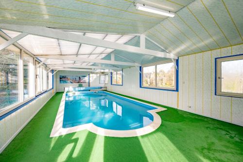 Erquy Casa | La Picardière - Piscine intérieure à Erquy