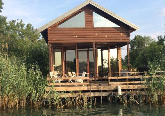 Ulcinj Chalet De Esquí | La Porta River House