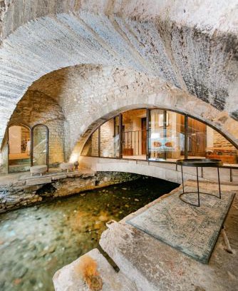 L'Isle-sur-la-Sorgue Cama Y Desayuno | La Prévôté - Hôtel Particulier & Restaurant