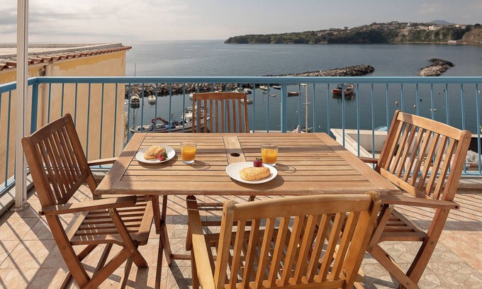 Procida Casa | La Procidana House | Corricella Terrace