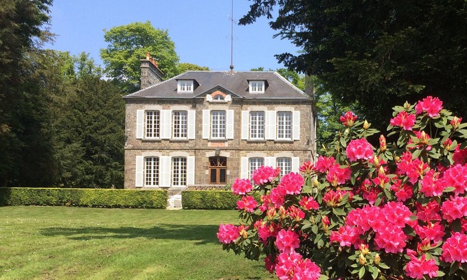 Le Tourneur Casa | La Quieze petit château - casa de campo de lujo en 10 acres y muchas actividades