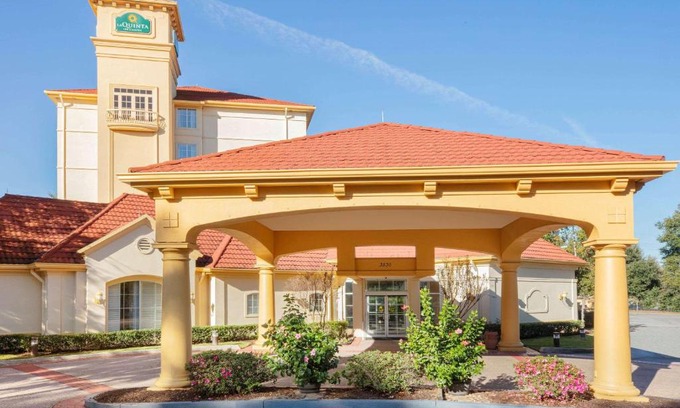 Ocala Hotel | La Quinta Inn and Suites by Wyndham, Ocala