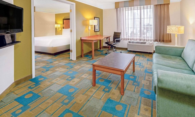 Salt Lake City Hotel | La Quinta Inn & Suites by Wyndham Salt Lake City Airport
