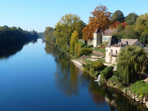 Mouleydier Cama Y Desayuno | La Rebière d'Or, B&B et Gîte
