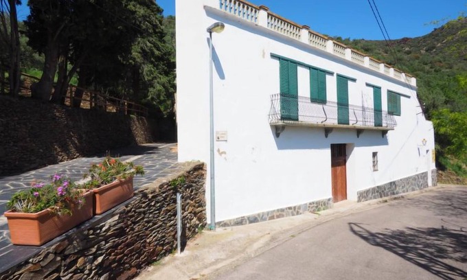 La Vall de Santa Creu Apartamento | La Rectoria II by Interhome