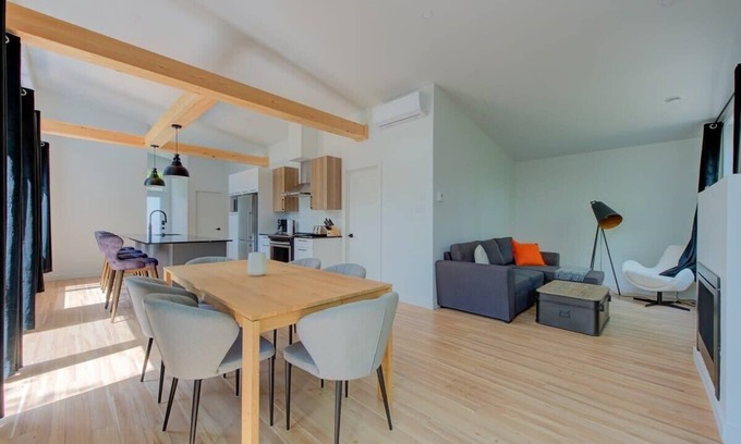 Pont-Rouge Chalet De Esquí | La Relâche