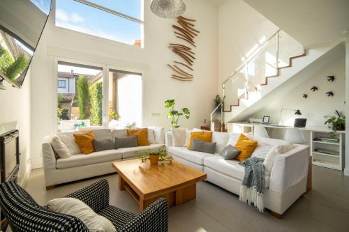 Vadocondes Casa | La Ren Lecrés casa piscina jardin y barbacoa