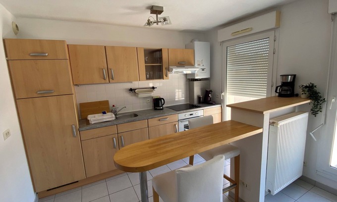Schiltigheim Apartamento | La Résidence St Arnould : Modern Flat in Historic Schiltigheim