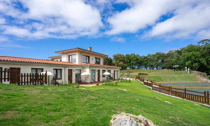 Llamigo Apartamento | La rexidora appto rinoceronte lanudo
