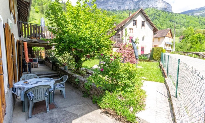 Saint-Pierre-d'Entremont Casa | LA RIVIERE - SAINT PIERRE D'ENTREMONT