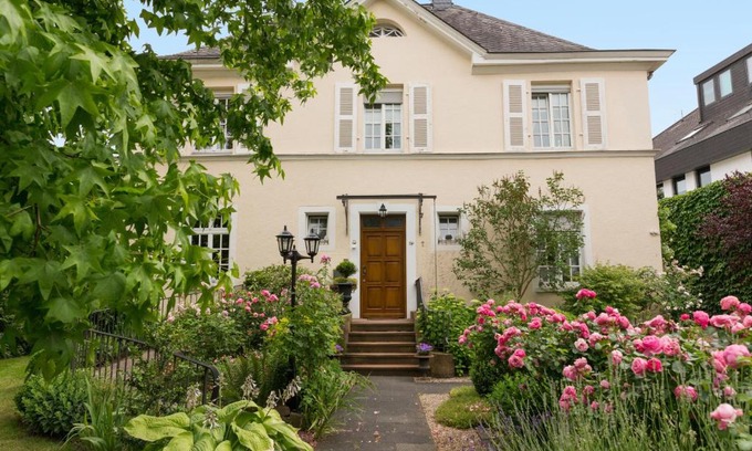Wittlich Casa | La Roseraie