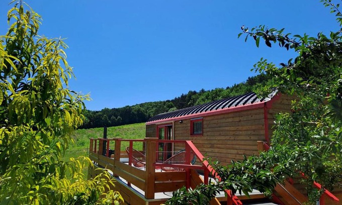 Castelnau-de-Montmiral Chalet De Esquí | La roulotte du tonnelier