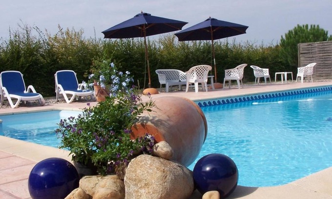Le Temple-sur-Lot Cama Y Desayuno | La Roulotte de la Vallée du Lot