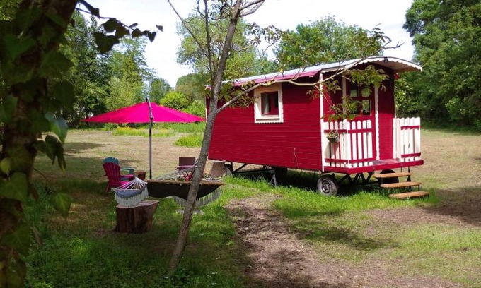 Le Vieil-Bauge Casa | La Roulotte Du Moulin De Palet