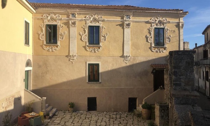 Capaccio Apartamento | La Saletta - loft di Palazzo Tanza