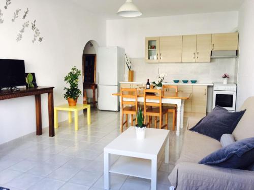 La Santa Casa | La Santa Feel Good