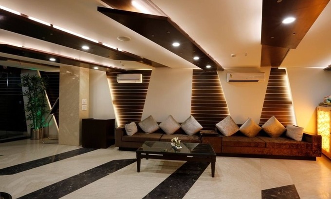 Mahipalpur Hotel | La-Sapphire Hotel