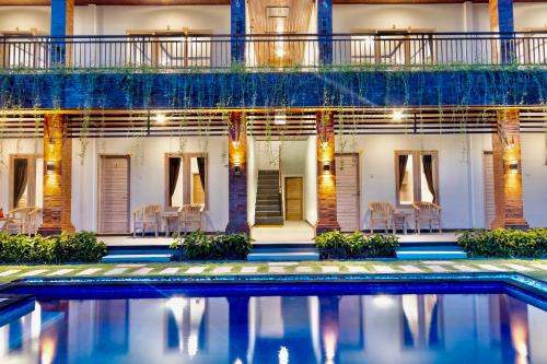 Batu Bolong Casa | La Sari Village
