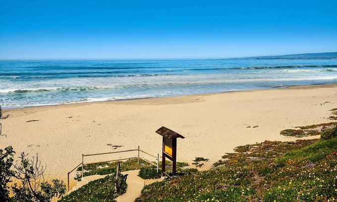 La Selva Beach Casa | La Selva Beach Holiday Cottage