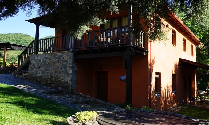 Las Medulas Casa | Albergue Turístico La Senda (Las Médulas)