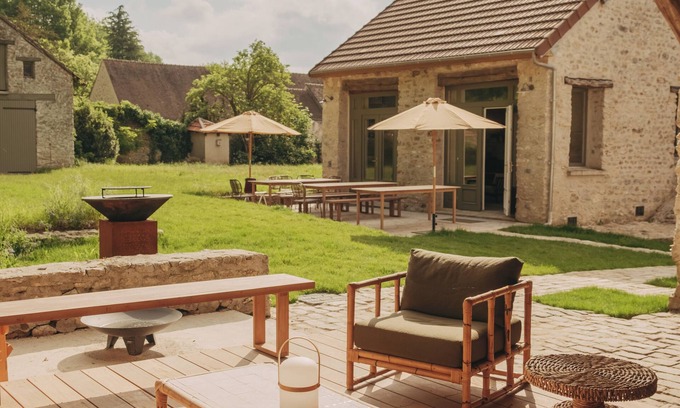 Saint-Hilaire Casa | La Source by The Oasis House is a large, welcoming home for families or friends.