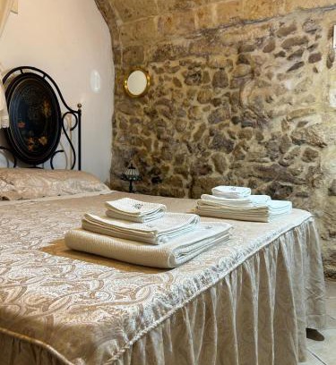 Oria Historic Centre Casa | La Stalluzza Menorah Holiday House
