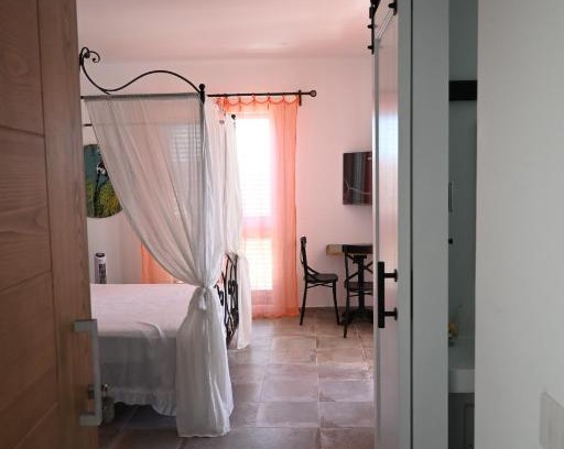 Cattolica Eraclea Casa | La stanza del vicolo