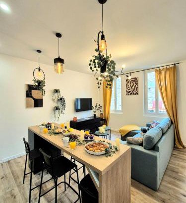 Nimes City Centre Apartamento | La Terrasse Nîmoise - heart of town - air conditioning