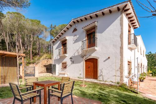Can Ginebre Apartamento | La Terraza - Großzügiges Appartment in Katalanischer Masia