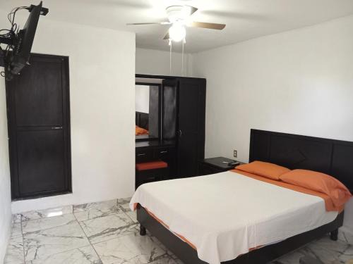 Parras de la Fuente Apartamento | La Terraza-Habitacion 7