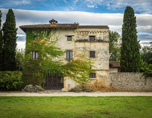 Remanzacco Casa | La Torre della Casaforte Bergum alle porte di Cividale del Friuli