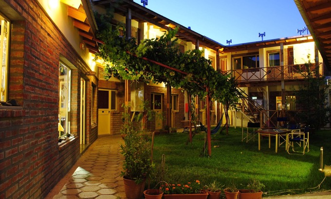 Puerto Madryn Casa | La Tosca Hostel