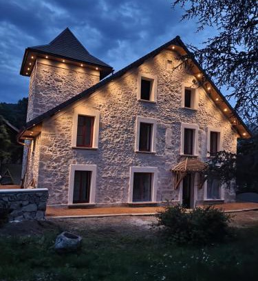 Belley Casa | La Tour de Coron