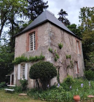 Saint-Firmin-sur-Loire Casa | La Tour Des Douves