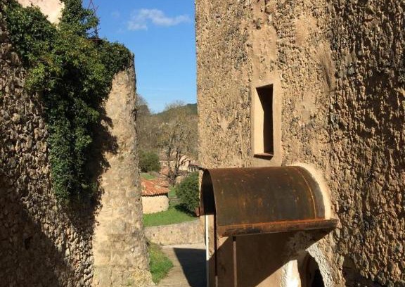 Entrecasteaux Casa | La tourelle aux hirondelles