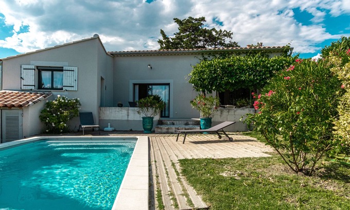 L'Isle-sur-la-Sorgue Casa | La Verdière - Contemporary house with garden and private pool