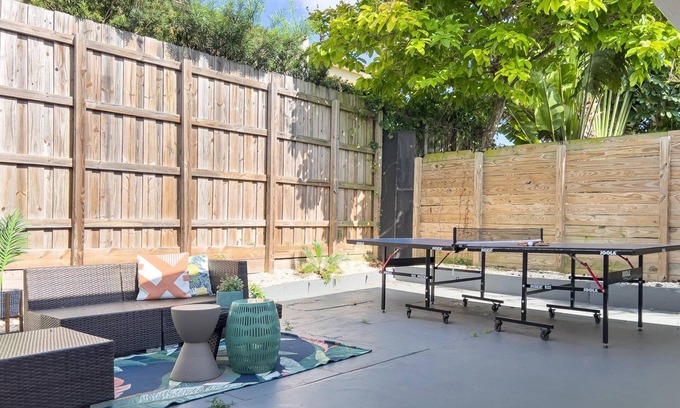 Coral Way Apartamento | La Vie Boheme 3 - Cozy Sylish Studio w Parking