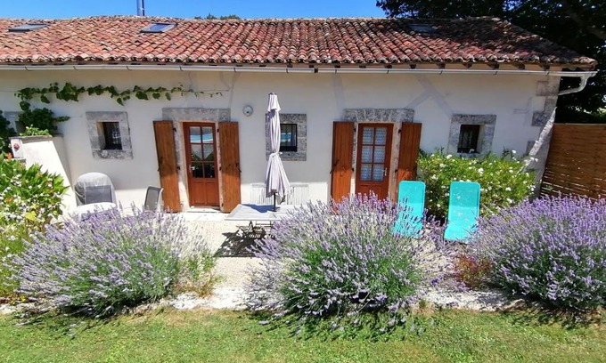 Asnois Cama Y Desayuno | La Vieille Gorce Gîtes in the Vienne